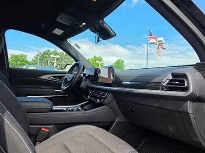 2024 Chevrolet Traverse LS