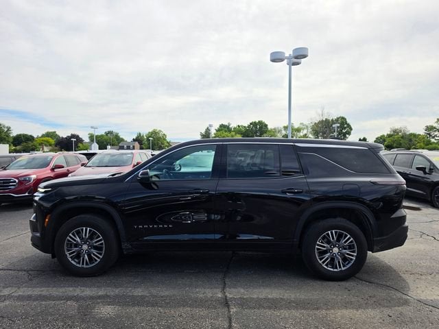 2024 Chevrolet Traverse LS