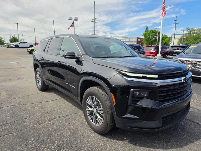 2024 Chevrolet Traverse LS
