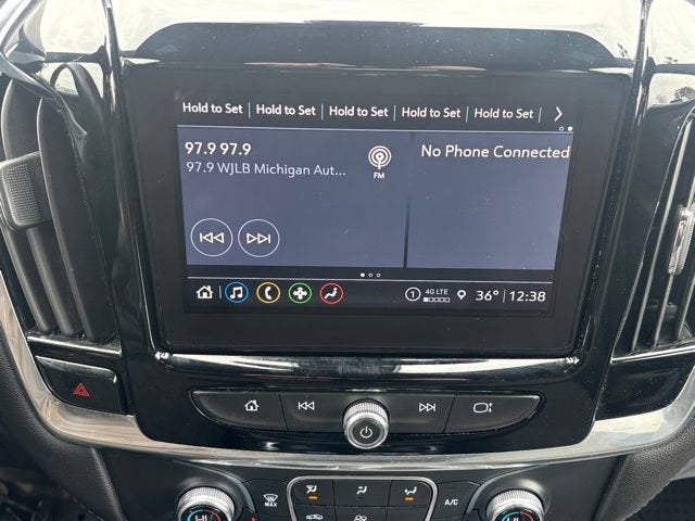 2022 Chevrolet Traverse LT Cloth