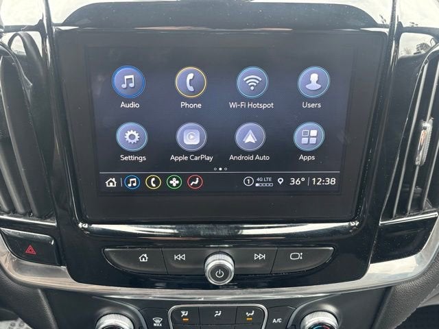 2022 Chevrolet Traverse LT Cloth