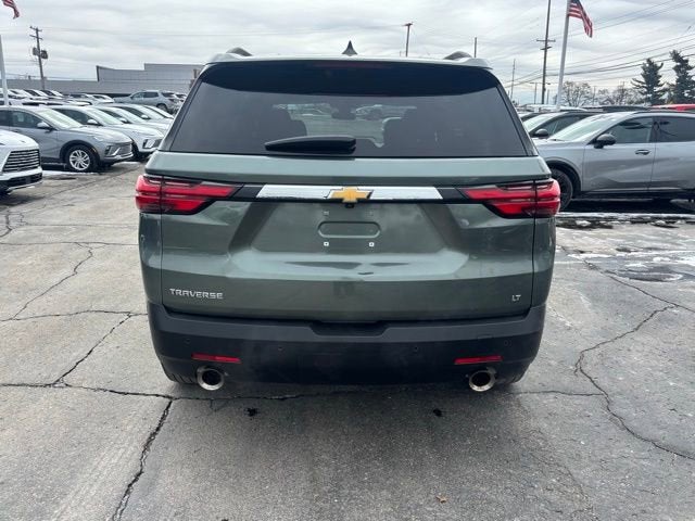 2022 Chevrolet Traverse LT Cloth