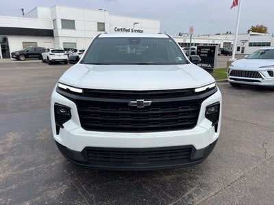 2025 Chevrolet Traverse LT