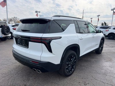 2025 Chevrolet Traverse LT