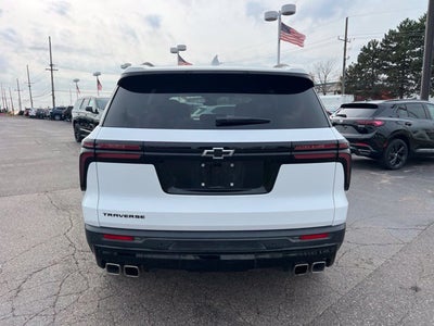 2025 Chevrolet Traverse LT