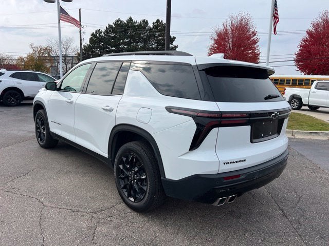 2025 Chevrolet Traverse LT