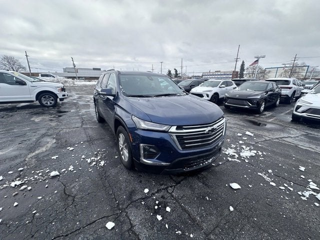 2023 Chevrolet Traverse LT Leather