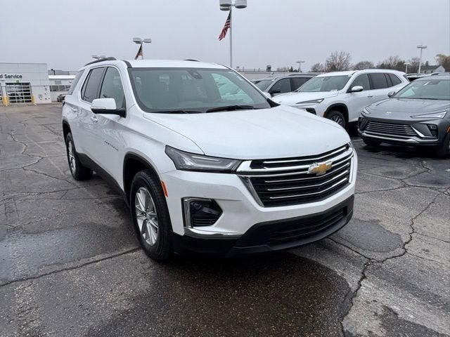 2022 Chevrolet Traverse LT Leather