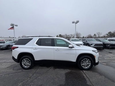 2022 Chevrolet Traverse LT Leather