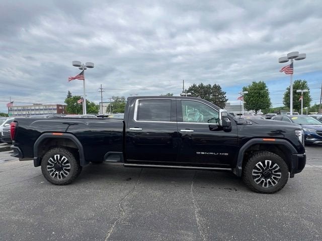 2024 GMC Sierra 3500 HD Denali Ultimate