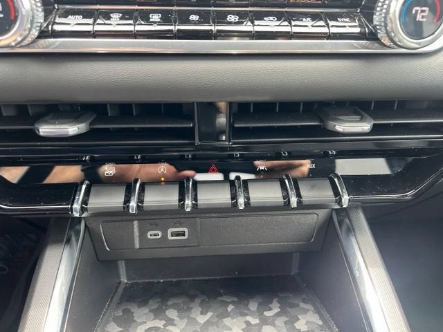 2024 GMC Canyon Elevation