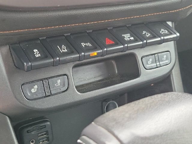 2021 GMC Canyon 4WD AT4 w/Leather