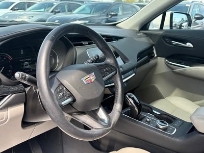 2023 Cadillac XT4 Premium Luxury