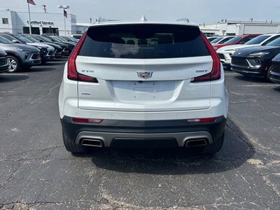 2023 Cadillac XT4 Premium Luxury