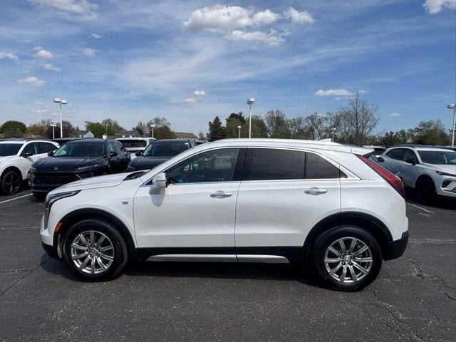 2023 Cadillac XT4 Premium Luxury