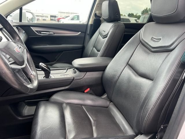 2017 Cadillac XT5 Luxury AWD
