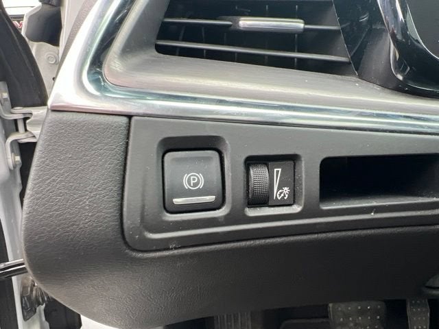 2017 Cadillac XT5 Luxury AWD