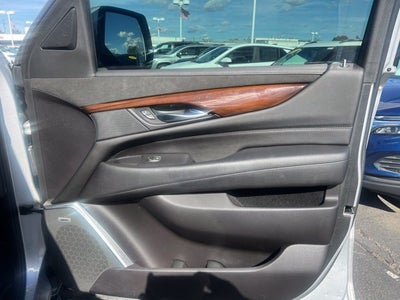 2019 Cadillac Escalade Luxury