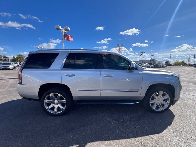 2019 Cadillac Escalade Luxury