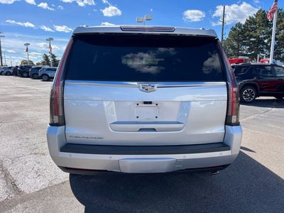 2019 Cadillac Escalade Luxury
