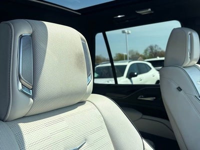 2023 Cadillac Escalade Sport