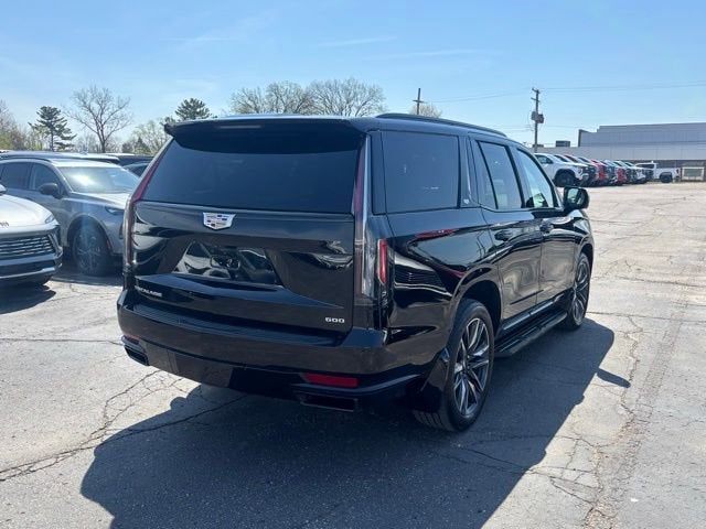 2023 Cadillac Escalade Sport