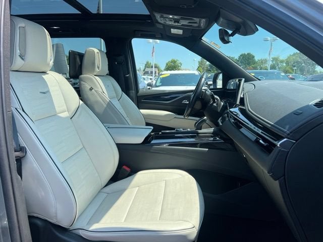 2023 Cadillac Escalade ESV 4WD Sport