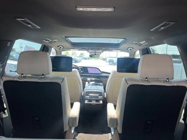 2023 Cadillac Escalade ESV 4WD Sport