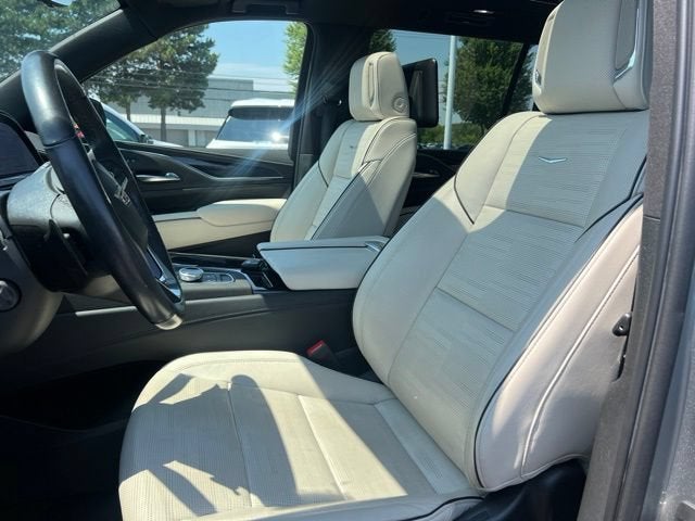 2023 Cadillac Escalade ESV 4WD Sport