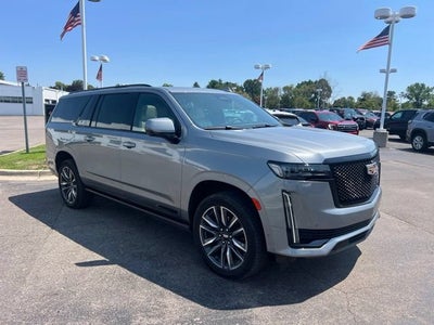 2023 Cadillac Escalade ESV 4WD Sport