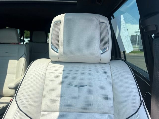 2023 Cadillac Escalade ESV 4WD Sport