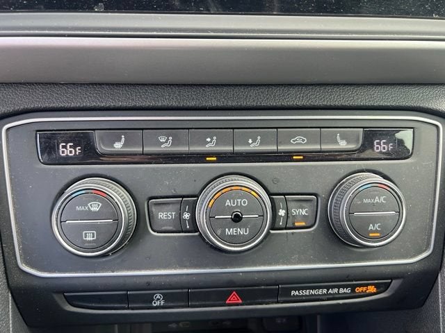 2021 Volkswagen Atlas 3.6L V6 SE w/Technology