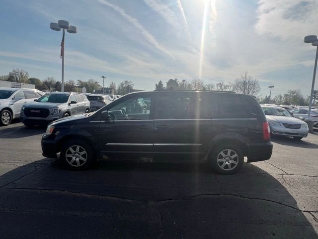2011 Chrysler Town & Country Touring