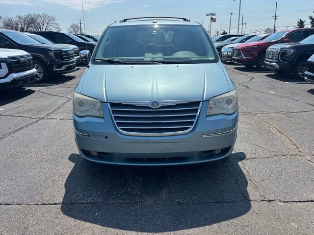 Used 2009 Chrysler Town & Country Limited with VIN 2A8HR64X39R634093 for sale in Rochester Hills, MI