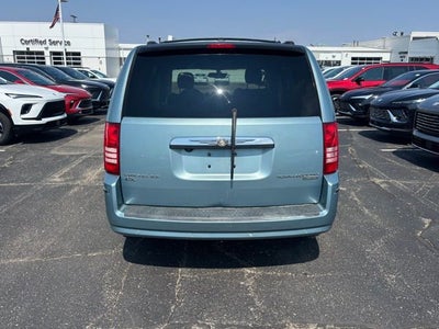 2009 Chrysler Town & Country Limited