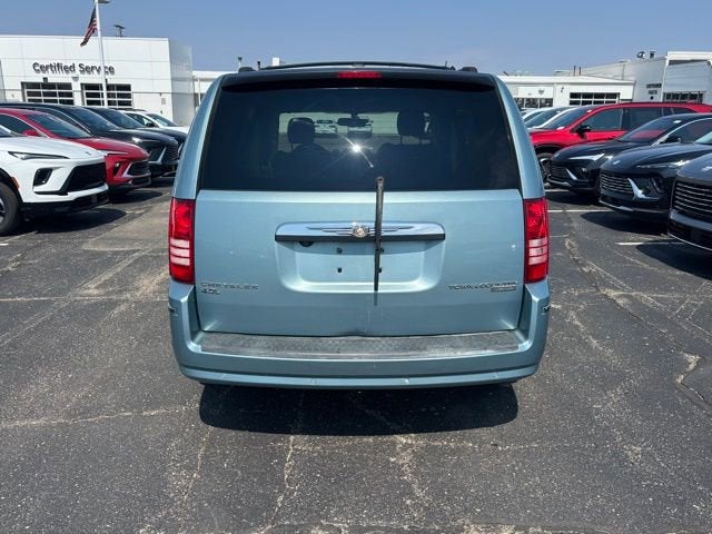 2009 Chrysler Town & Country Limited