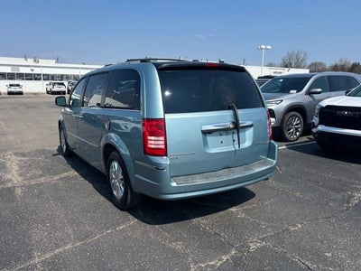 2009 Chrysler Town & Country Limited