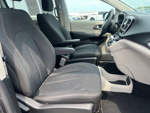 2018 Chrysler Pacifica LX