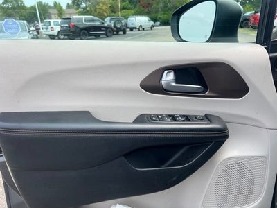 2018 Chrysler Pacifica LX