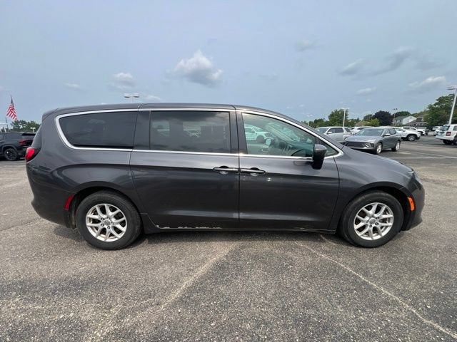 2018 Chrysler Pacifica LX