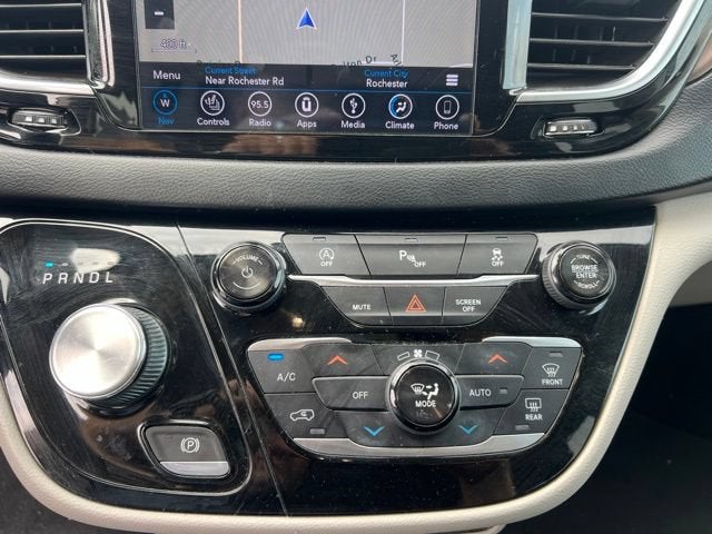 2018 Chrysler Pacifica Touring L Plus