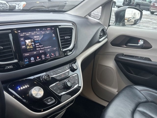 2018 Chrysler Pacifica Touring L Plus