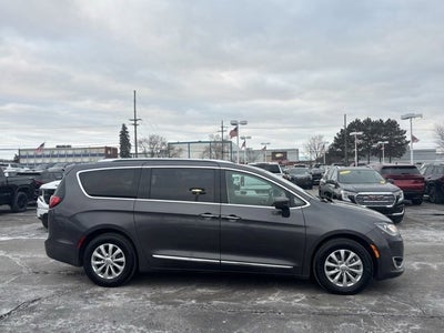 2018 Chrysler Pacifica Touring L Plus