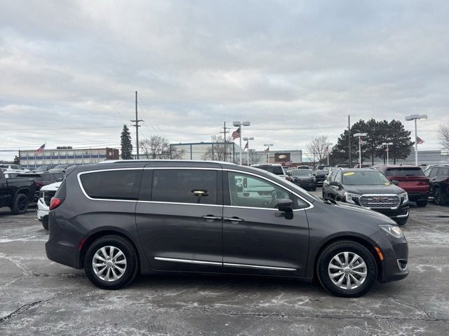 2018 Chrysler Pacifica Touring L Plus
