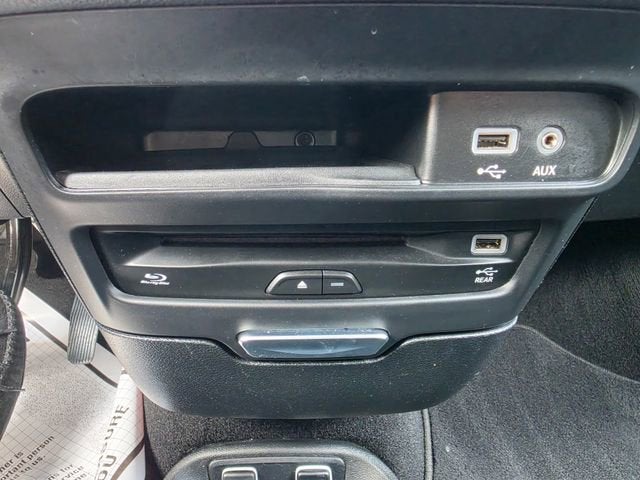 2020 Chrysler Pacifica Limited 35th Anniversary