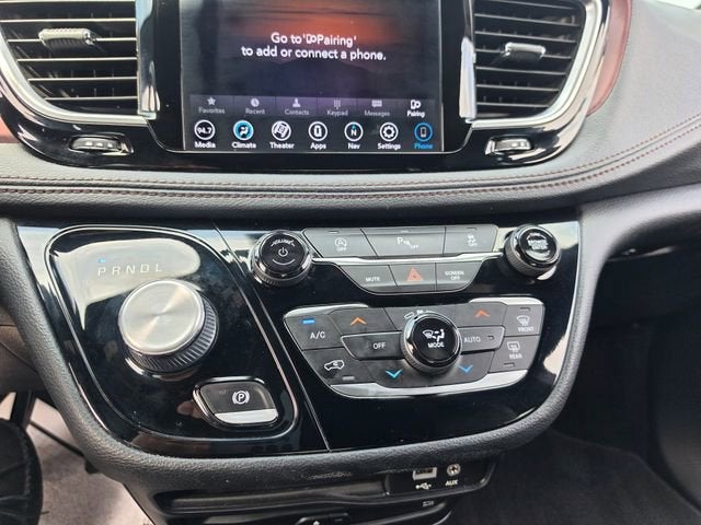 2020 Chrysler Pacifica Limited 35th Anniversary