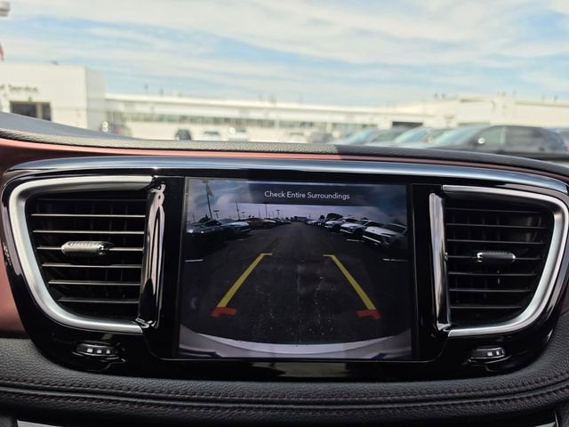 2020 Chrysler Pacifica Limited 35th Anniversary