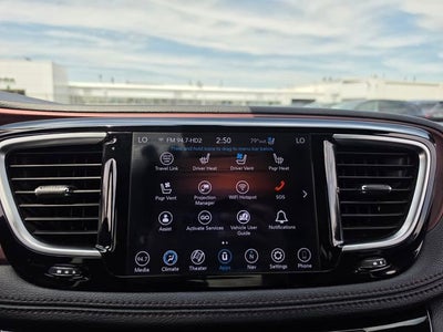 2020 Chrysler Pacifica Limited 35th Anniversary