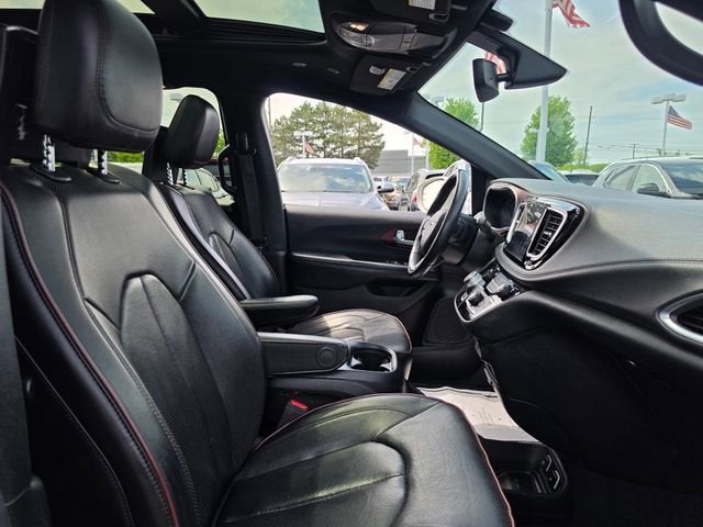 2020 Chrysler Pacifica Limited 35th Anniversary