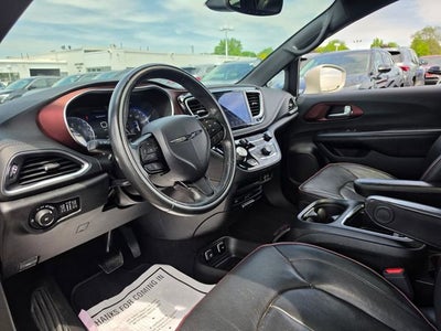 2020 Chrysler Pacifica Limited 35th Anniversary